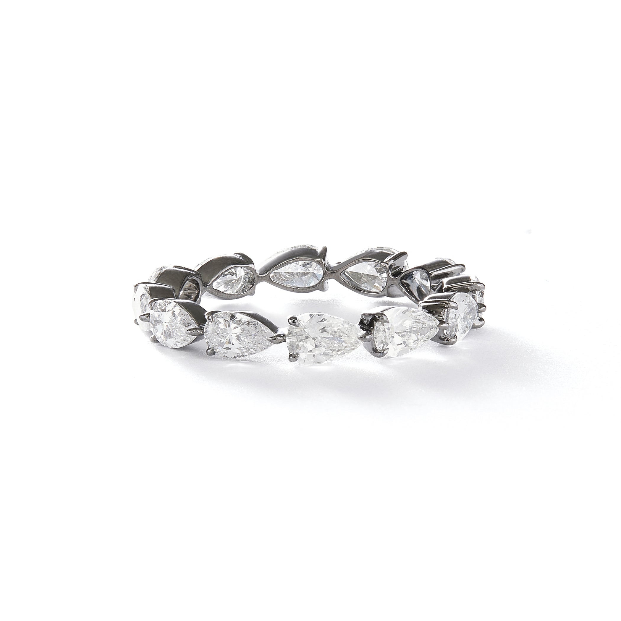 Boa Band in Blackened White Gold