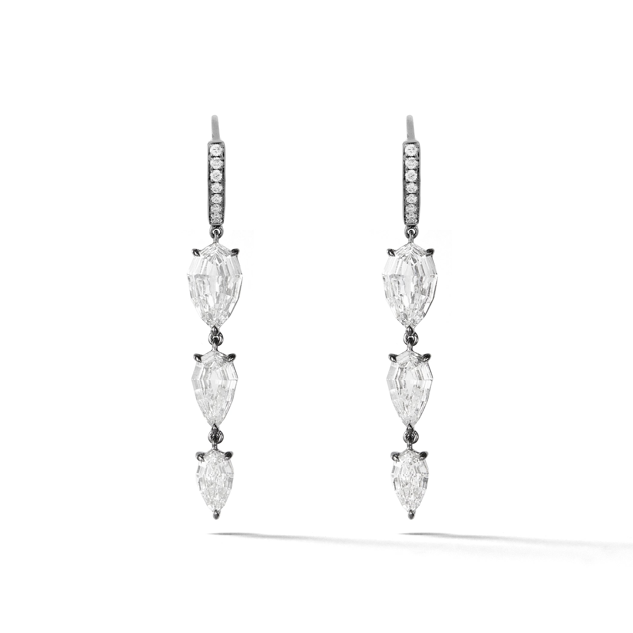 Boa III Earrings in Blackened White Gold