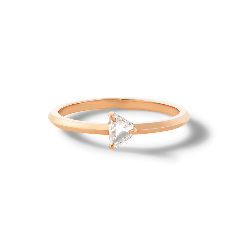 Prism I Band - Trapezoid in 18K Rose Gold with Portrait Cut Pale Champagne Diamonds