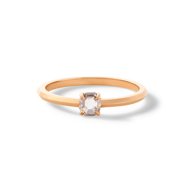 Prism I Band - Hexagon in 18K Rose Gold with Portrait Cut Pale Champagne Diamonds