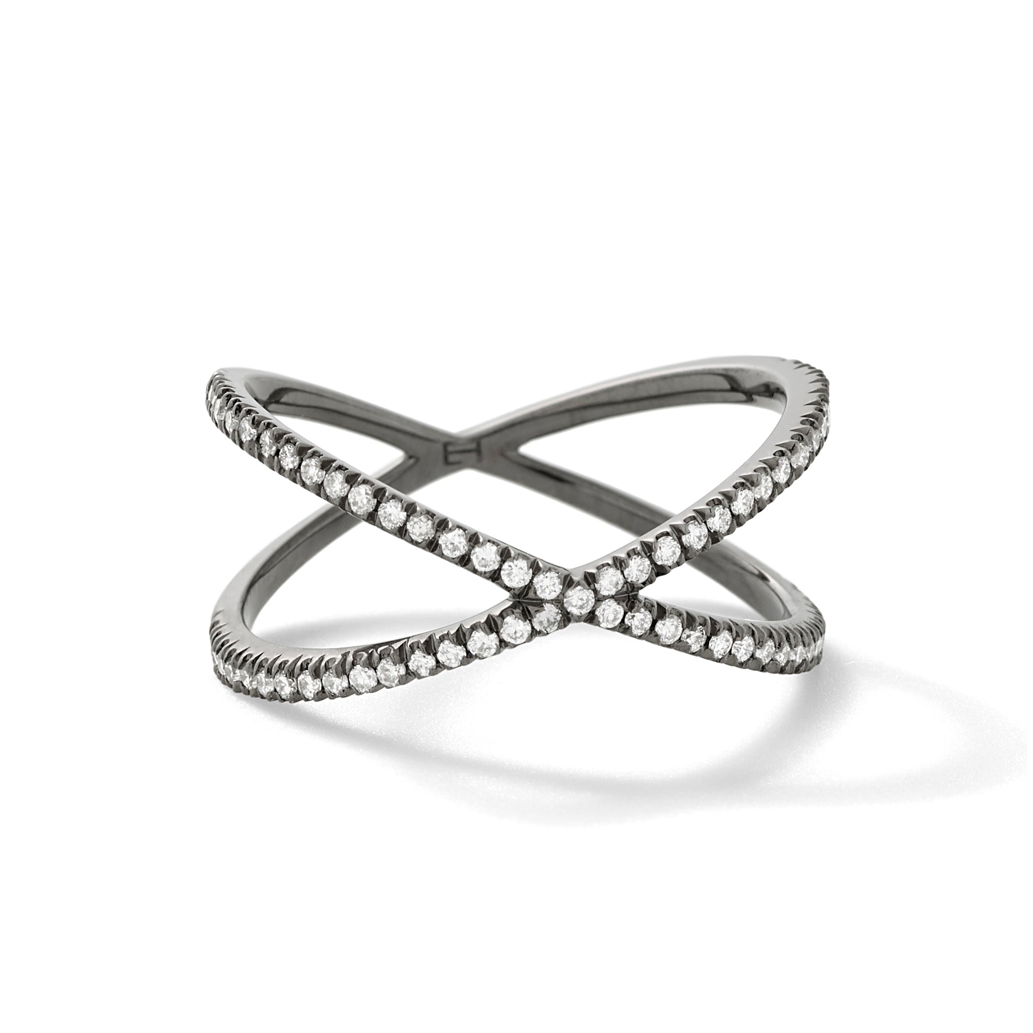 Fine Shorty in 18K Blackened White Gold with White Diamonds